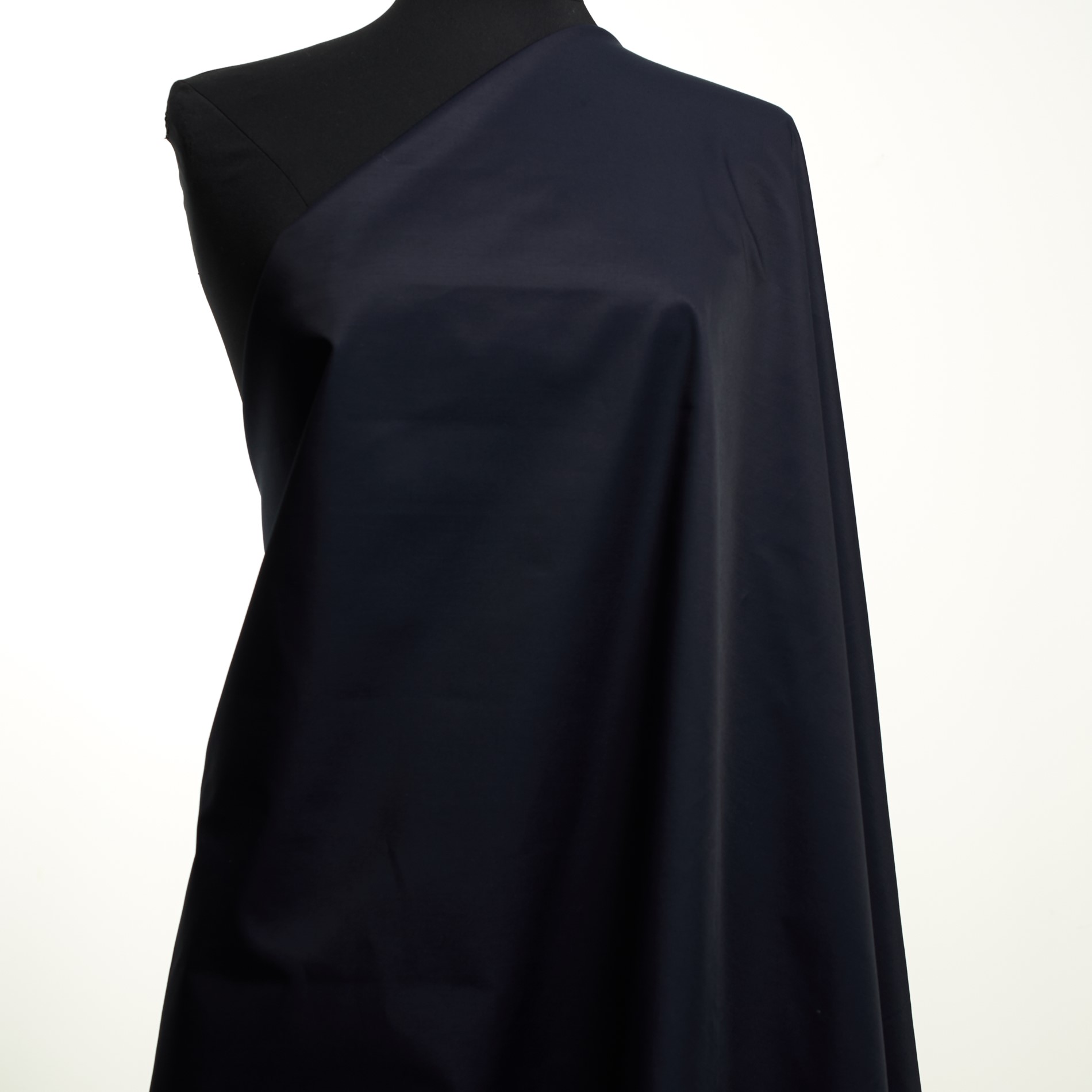 Twill, Viscosa, Parisian Night (F000033400) - Manichino