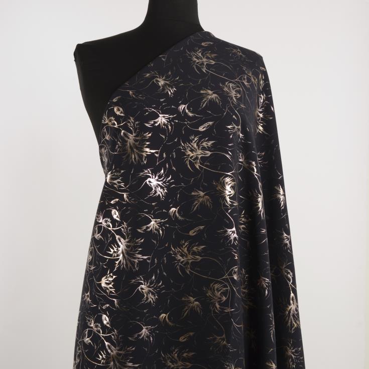 TECHNO STRETCH, FLORAL, SHIMMERING, RED GOLD&JET BLACK (AQ000059) - Mannequin