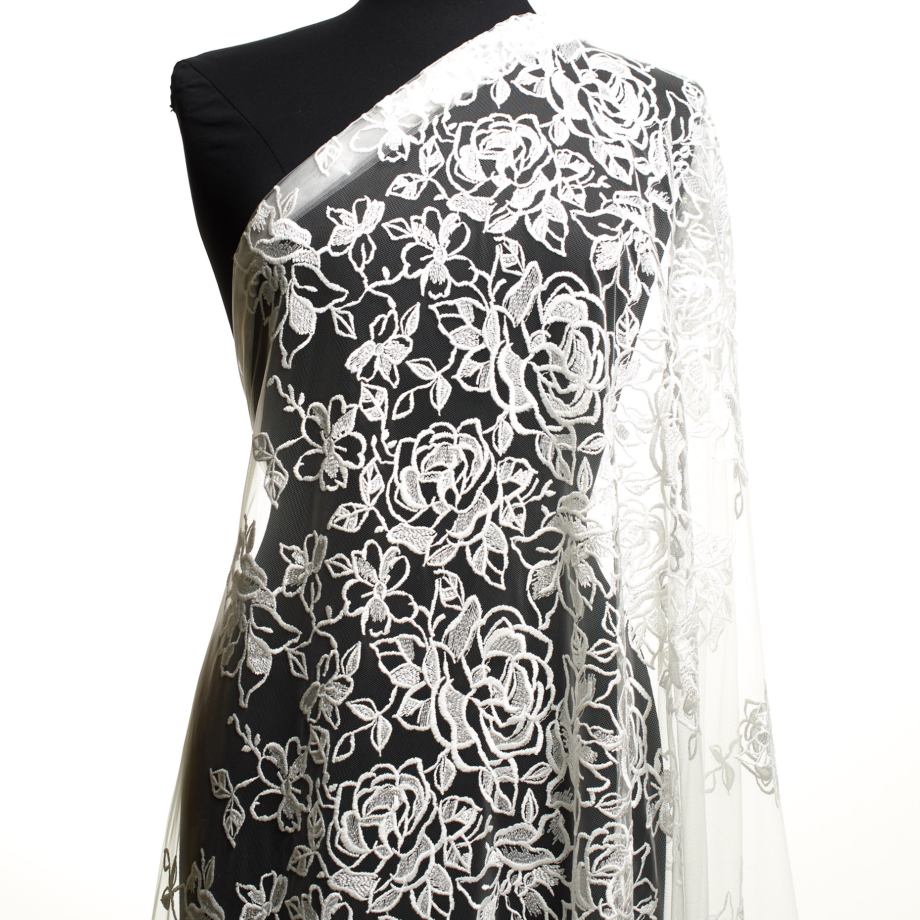 Tiul, Haftowane, Kwiatowy, Snow White (B0000068) - Manekin