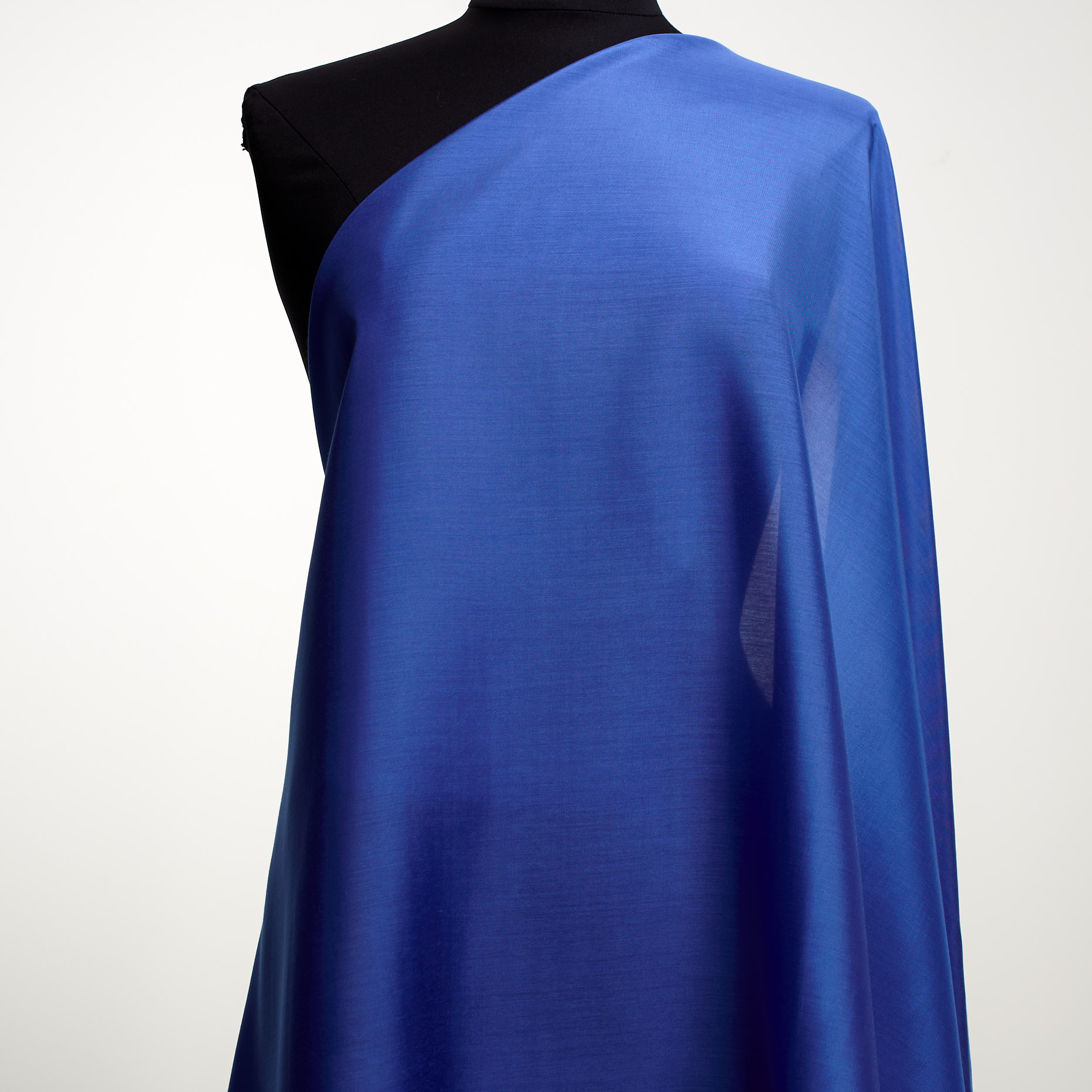 Батист, Модал, Skydiver Blue (F000043549) - Манекен