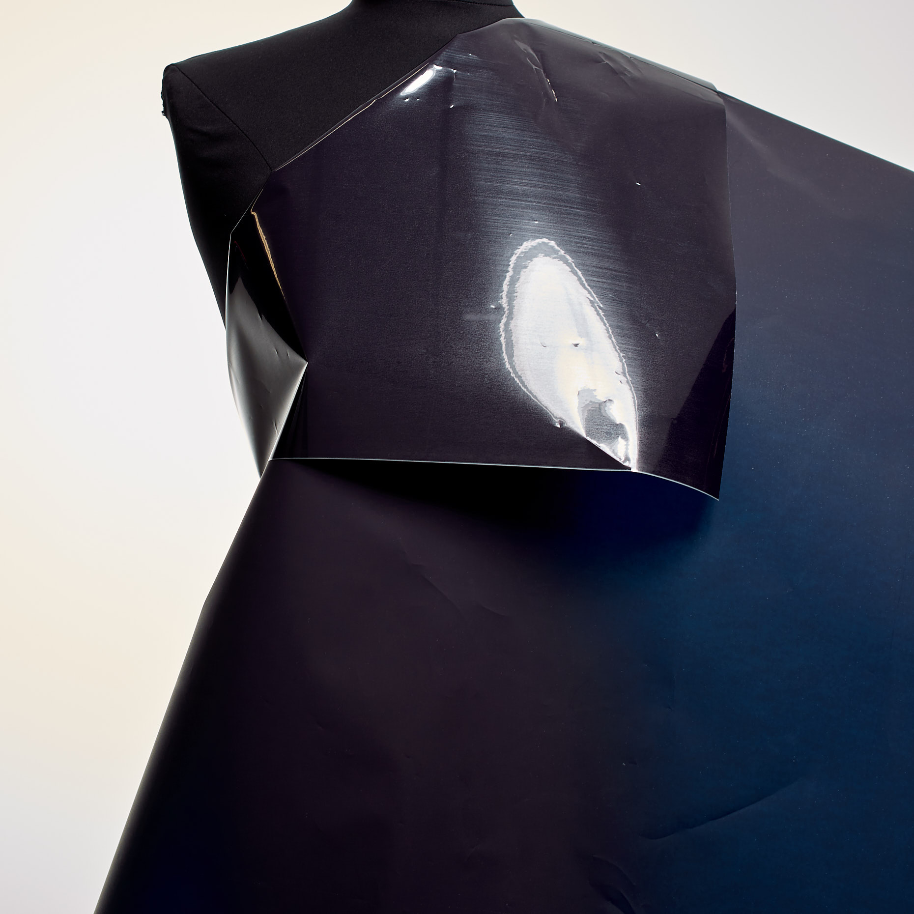 WATER REPELLENT QUALITY, MIDNIGHT BLUE (F000041947) - Mannequin